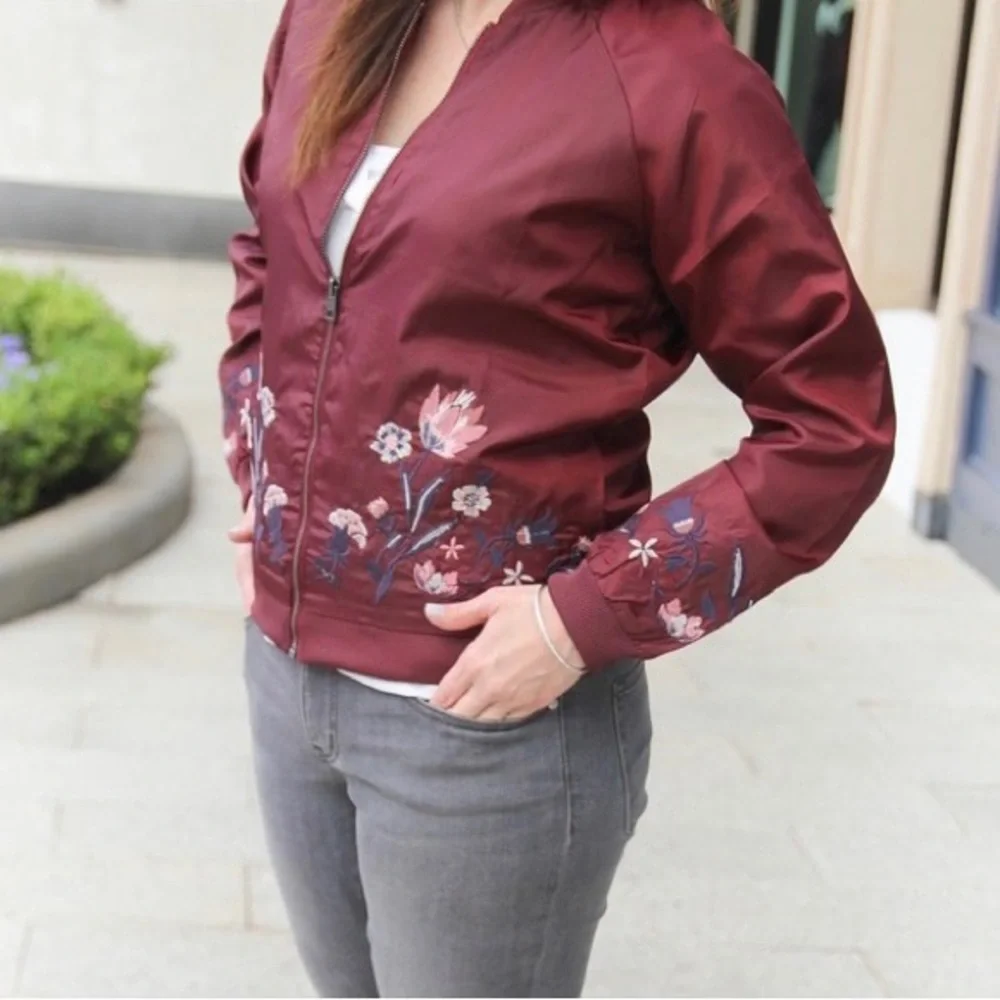 Francesca’s Maroon Burgundy Red Love Fire Floral Embroidered Bomber Jacket - Picture 1 of 9
